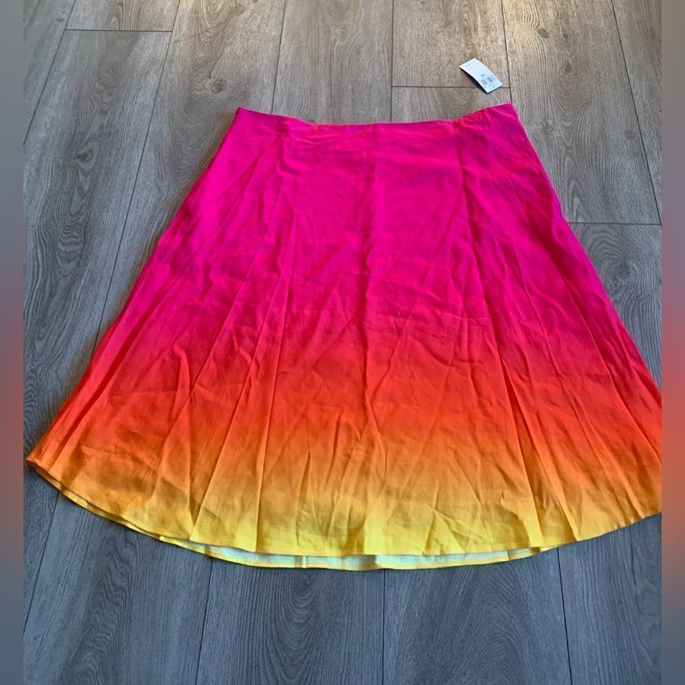 Lauren Ralph Lauren beautiful ombré skirt perfect for summer